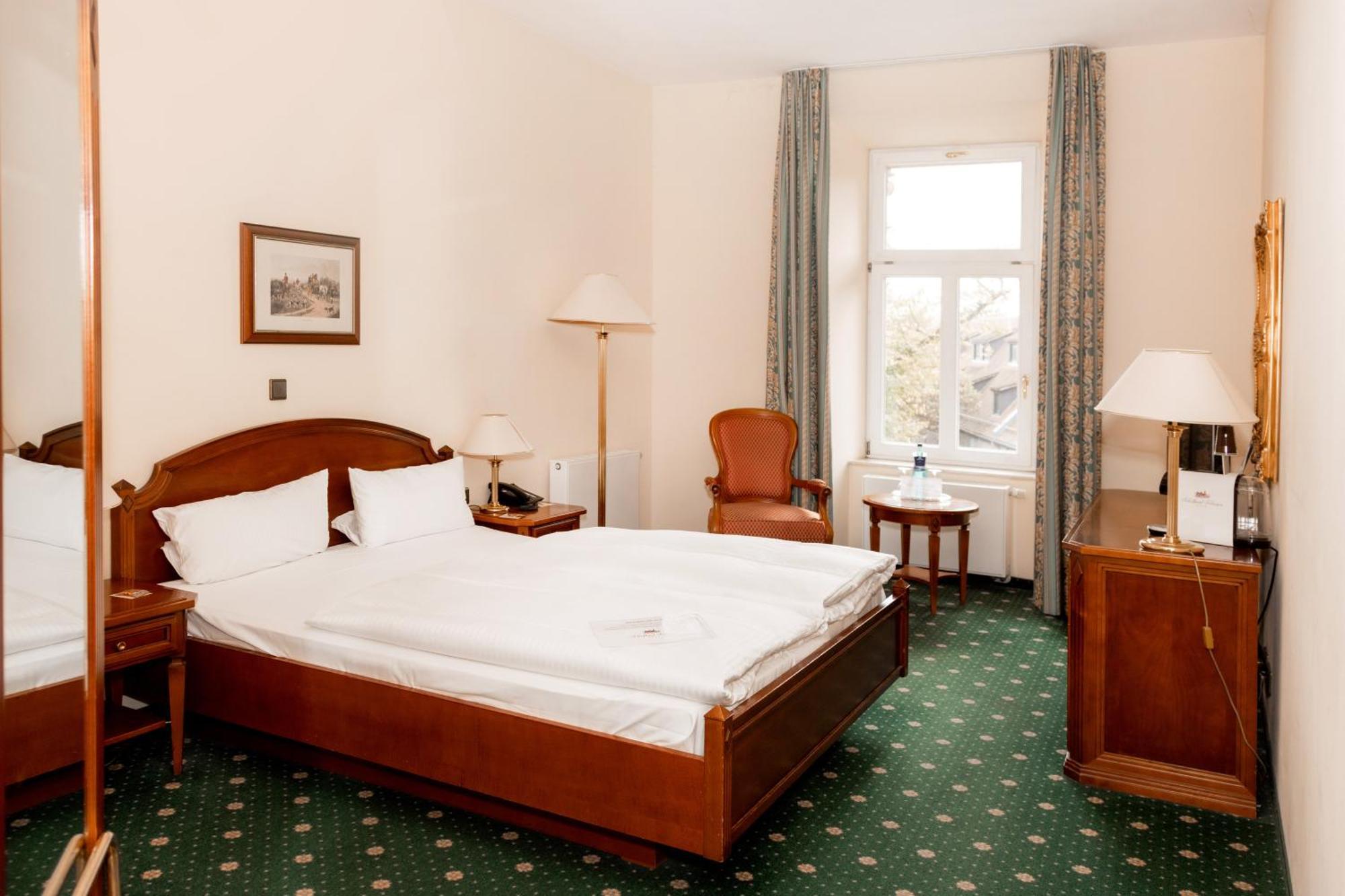 Hotel Schloss Schkopau Bagian luar foto